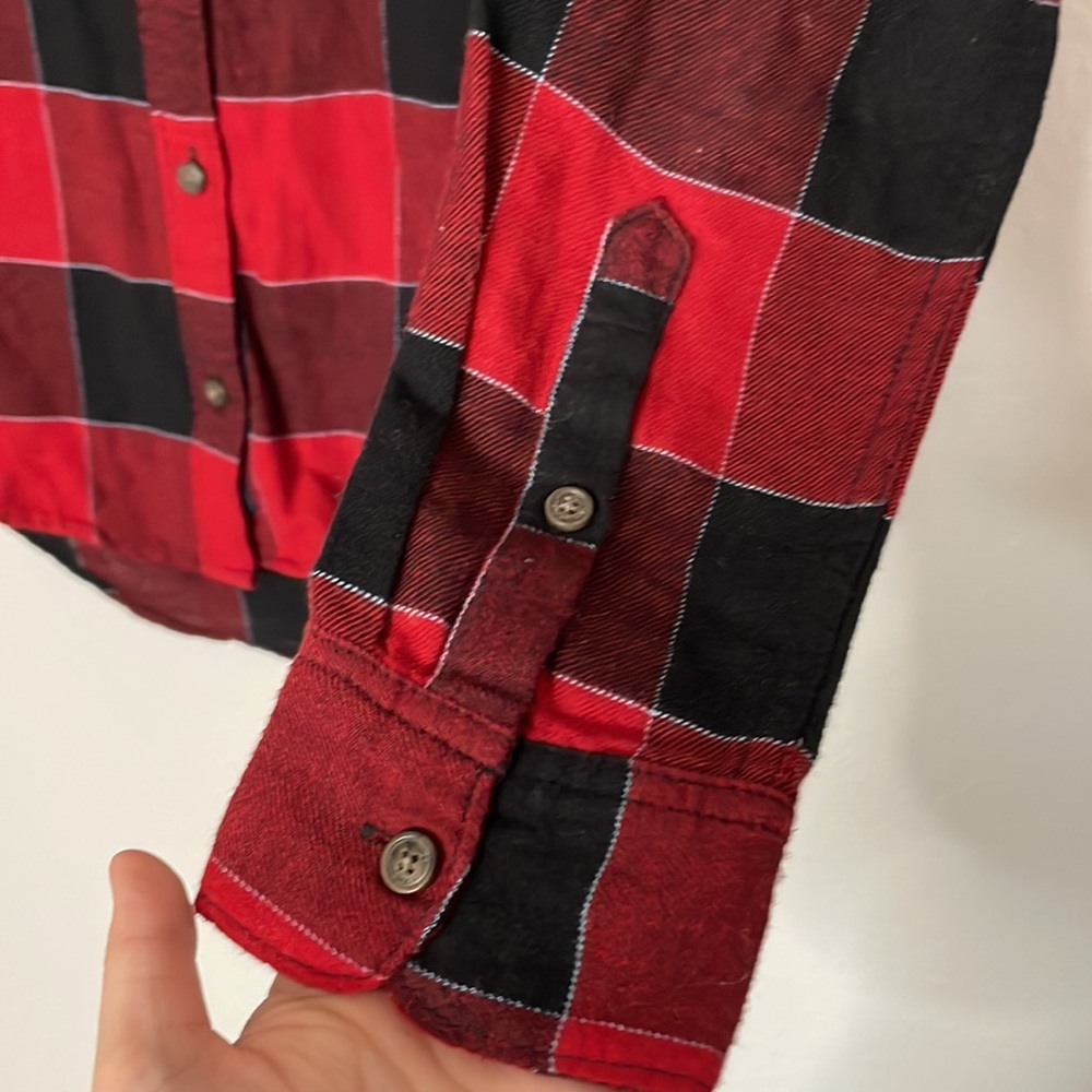 Abercrombie & Fitch Red and Black Plaid Flannel - Picture 5 of 9